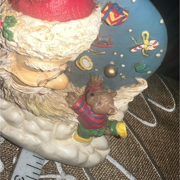 Christmas decor Santa man in the moon figurine - Picture 9 of 11